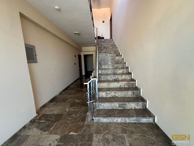 6-GSN GAYRİMENKUL'DEN KİRALIK 4550 m2 İSKANLI PRESTİJLİ PLAZA